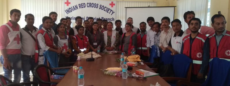 Our volunteers with the representatives of NHQ & Hongkong Red Cross